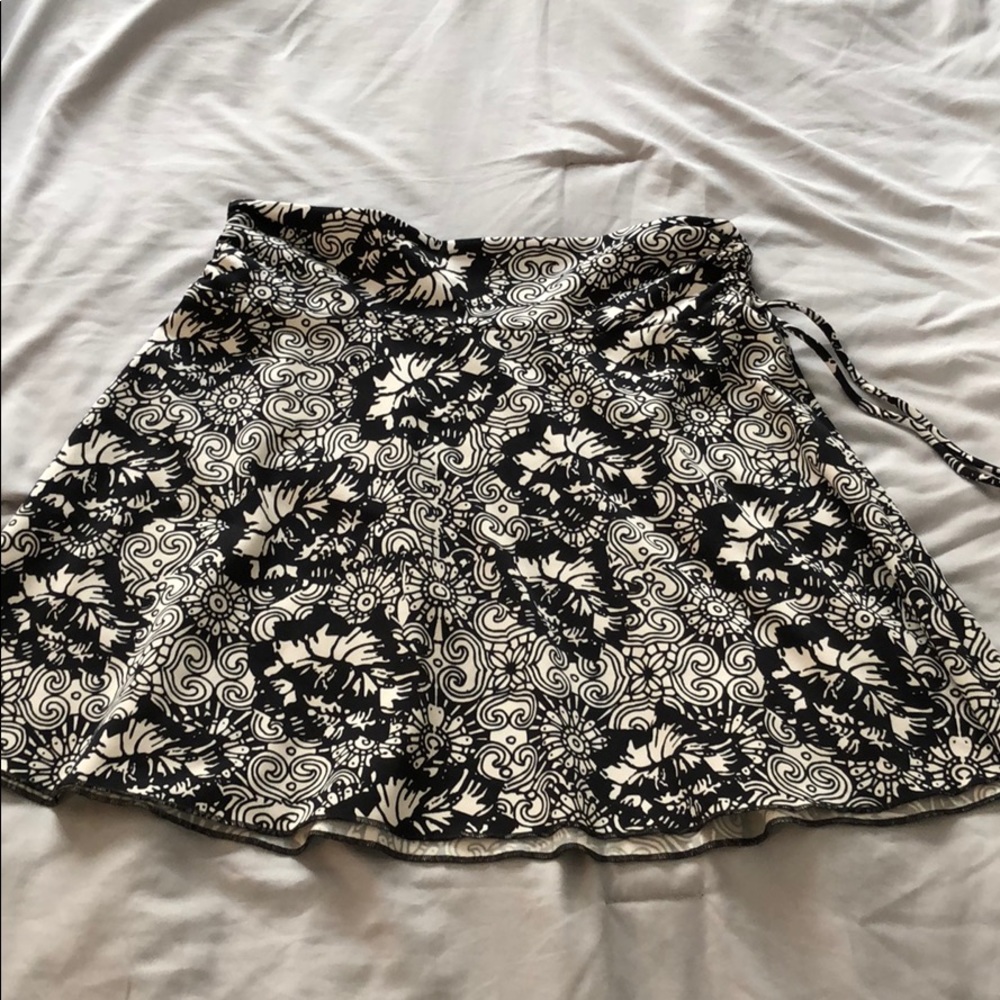Black & White skirt